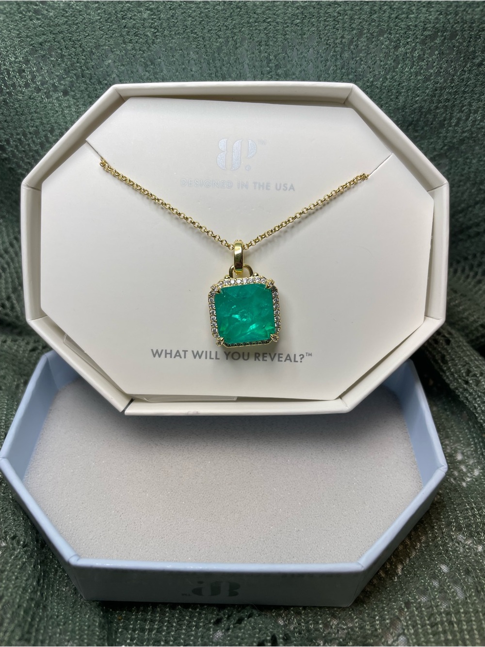 Bomb Party "Glimmering Light" NK56638 Blue Aragonite on Gold Plating